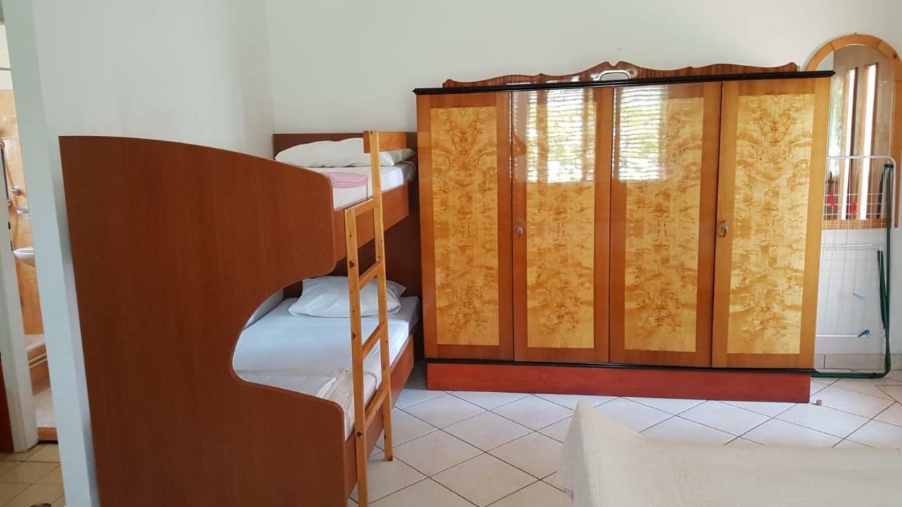 Apartamani Katarina Vl.Ilija Jusup Apartman Stari Grad Kültér fotó