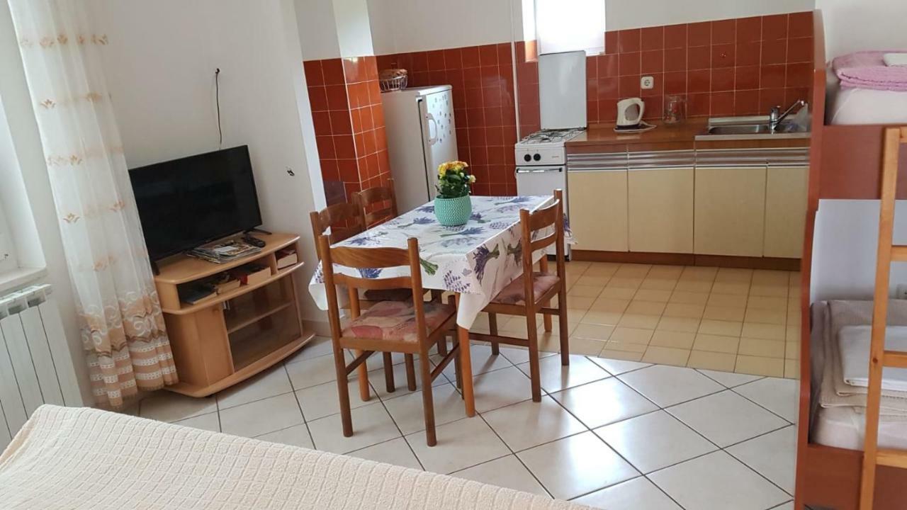 Apartamani Katarina Vl.Ilija Jusup Apartman Stari Grad Kültér fotó